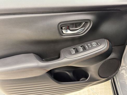 Used 2025 Honda HR-V Sport image 13