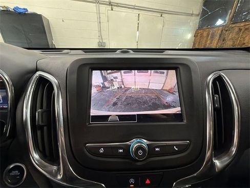 Certified 2024 Chevrolet Equinox LT w/ LPO, Floor Liner Package image 15