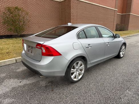 Used 2012 Volvo S60 T6 image 10