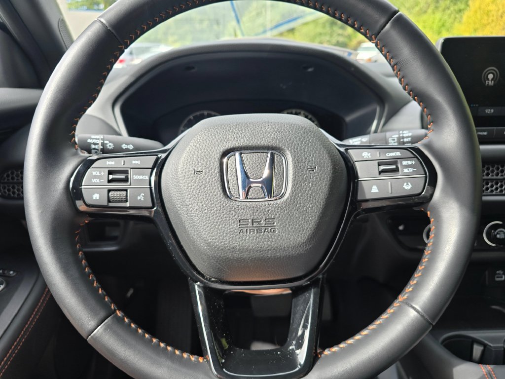 Certified 2025 Honda HR-V Sport image 15