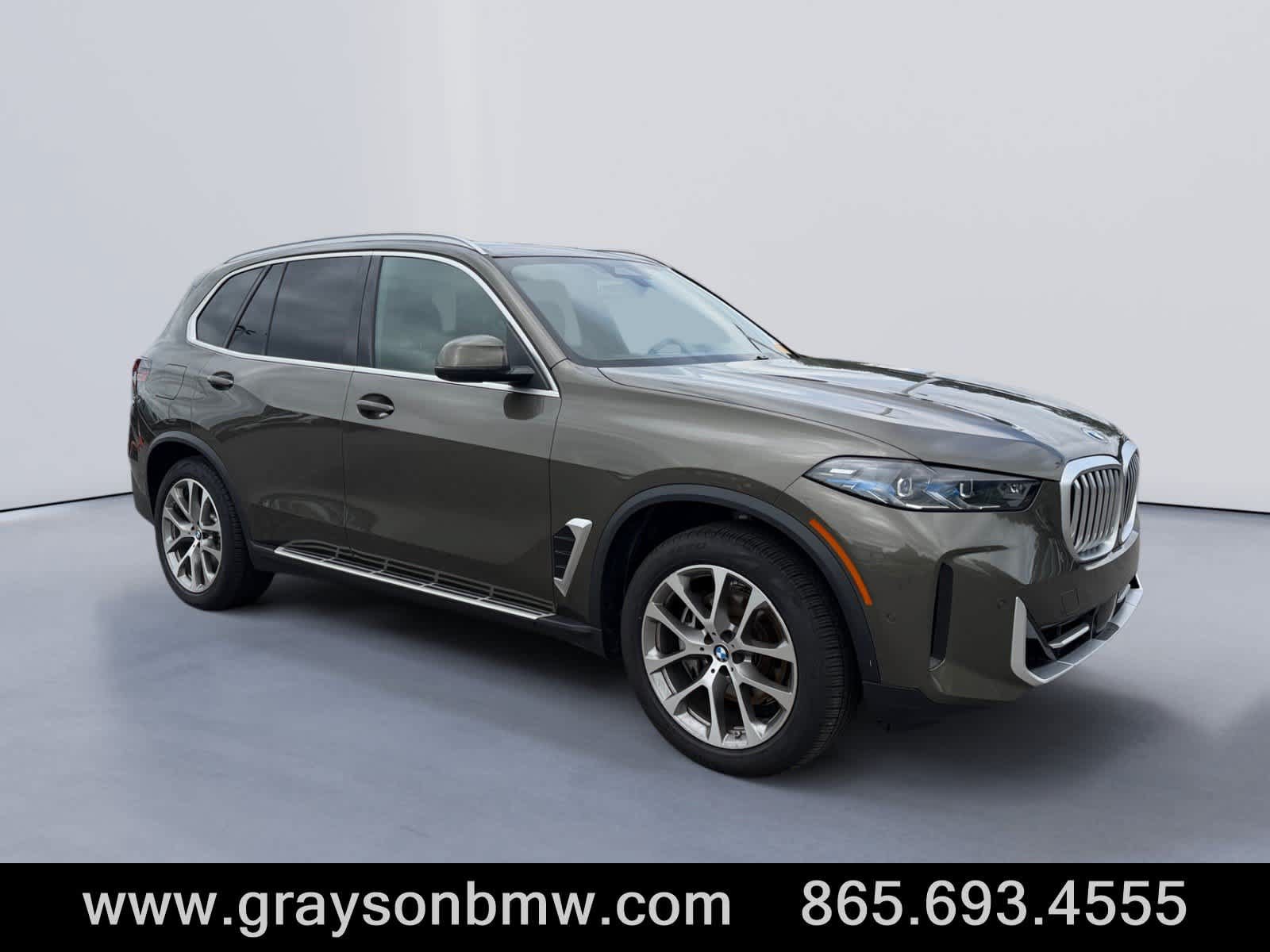 Used 2026 BMW X5 xDrive40i AWD/4WD image 1