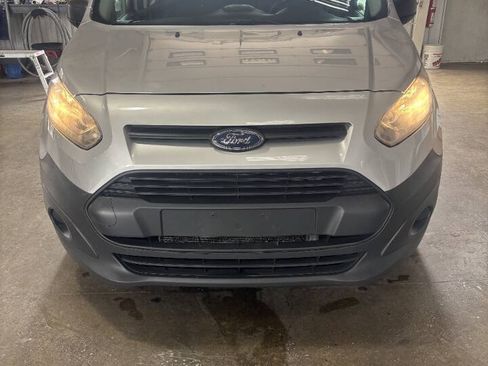 Used 2018 Ford Transit Connect XL FWD image 3
