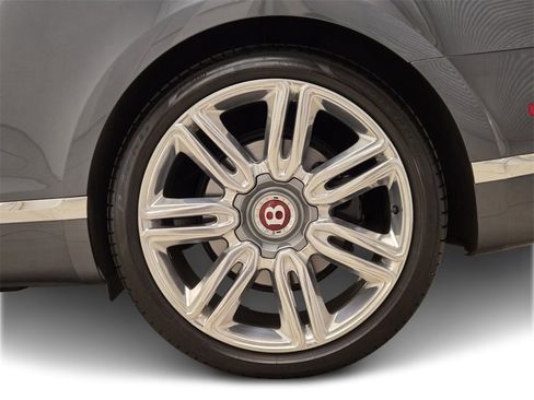 Used 2017 Bentley Continental GT image 18