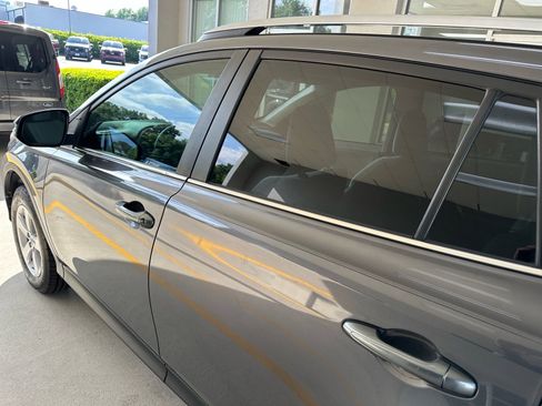 Used 2013 Toyota RAV4 XLE FWD image 13