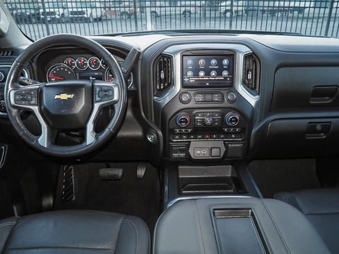 Certified 2022 Chevrolet Silverado 1500 LTZ w/ Safety Package II AWD/4WD image 10