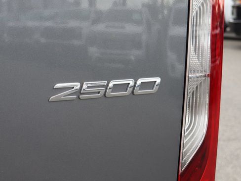 Used 2024 Mercedes-Benz Sprinter 2500 image 49
