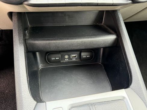 Used 2019 Kia Forte LXS image 25