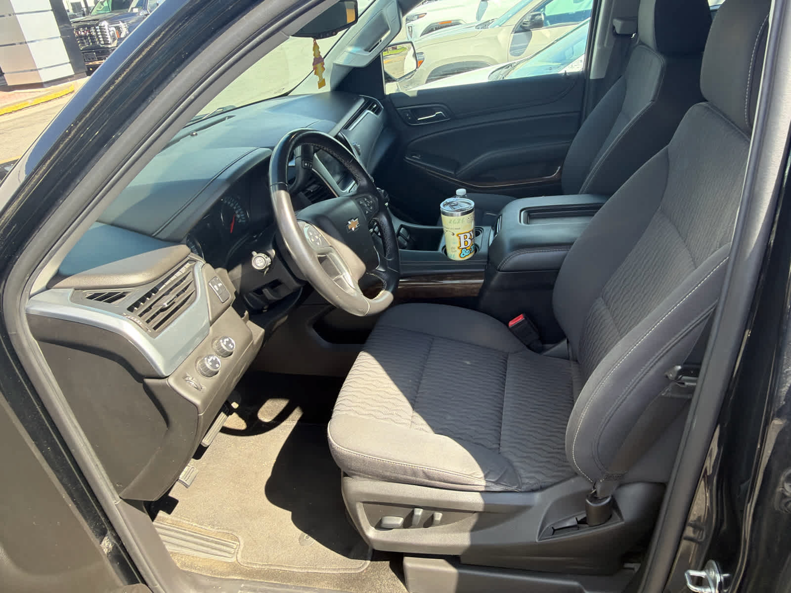 Used 2018 Chevrolet Tahoe LS AWD/4WD image 10
