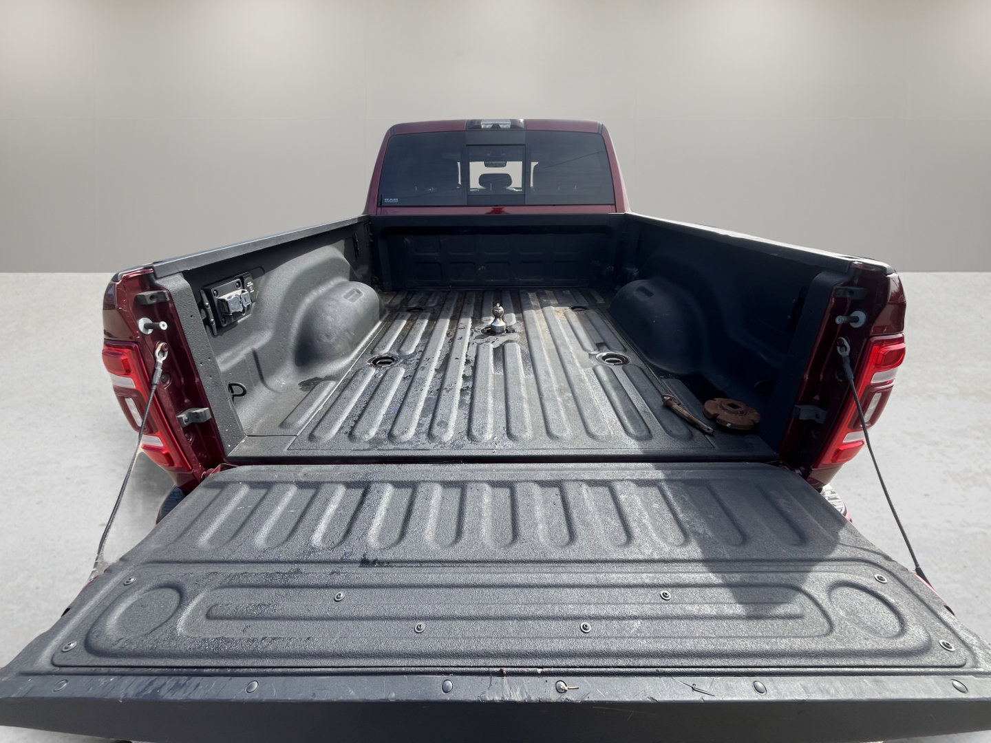 Used 2022 RAM 2500 Limited AWD/4WD image 9