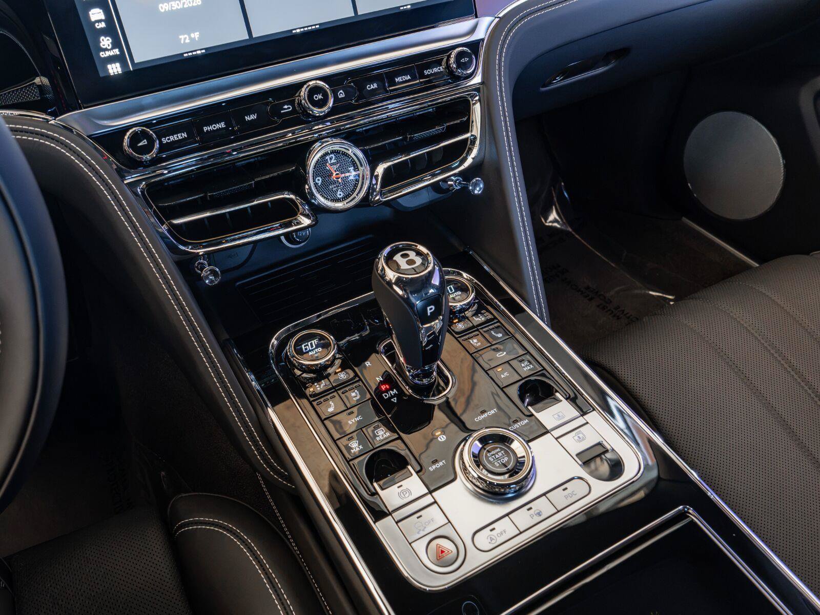 Used 2024 Bentley Flying Spur Azure AWD/4WD image 15