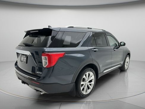 Used 2023 Ford Explorer Platinum w/ Technology Package AWD/4WD image 5