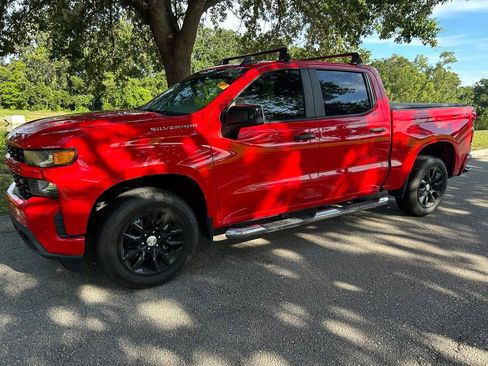 Used 2020 Chevrolet Silverado 1500 Custom w/ Custom Value Package RWD image 2