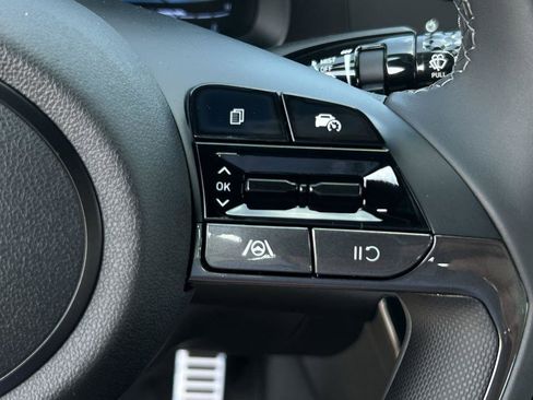 Used 2025 Hyundai Elantra Sport w/ Cargo Package image 14