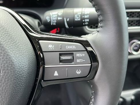 New 2026 Honda HR-V EX-L image 13