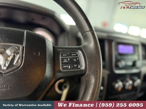 Used 2018 RAM 1500 Express AWD/4WD image 27