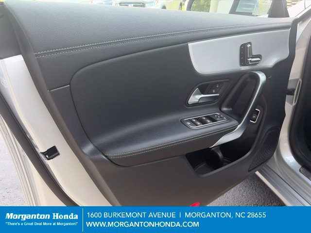 Used 2025 Mercedes-Benz CLA 250 4MATIC image 12