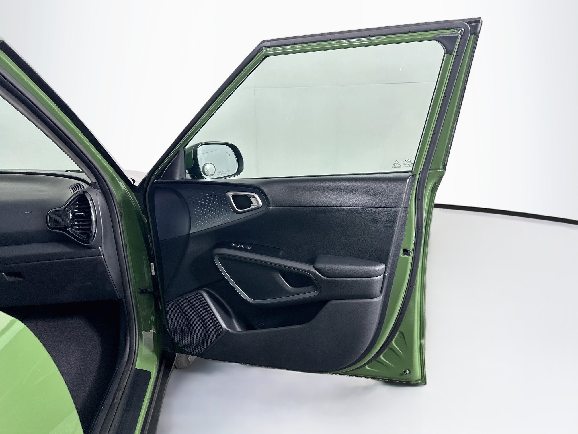 Used 2023 Kia Soul EX FWD image 32