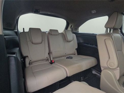 Used 2023 Honda Odyssey Elite image 15