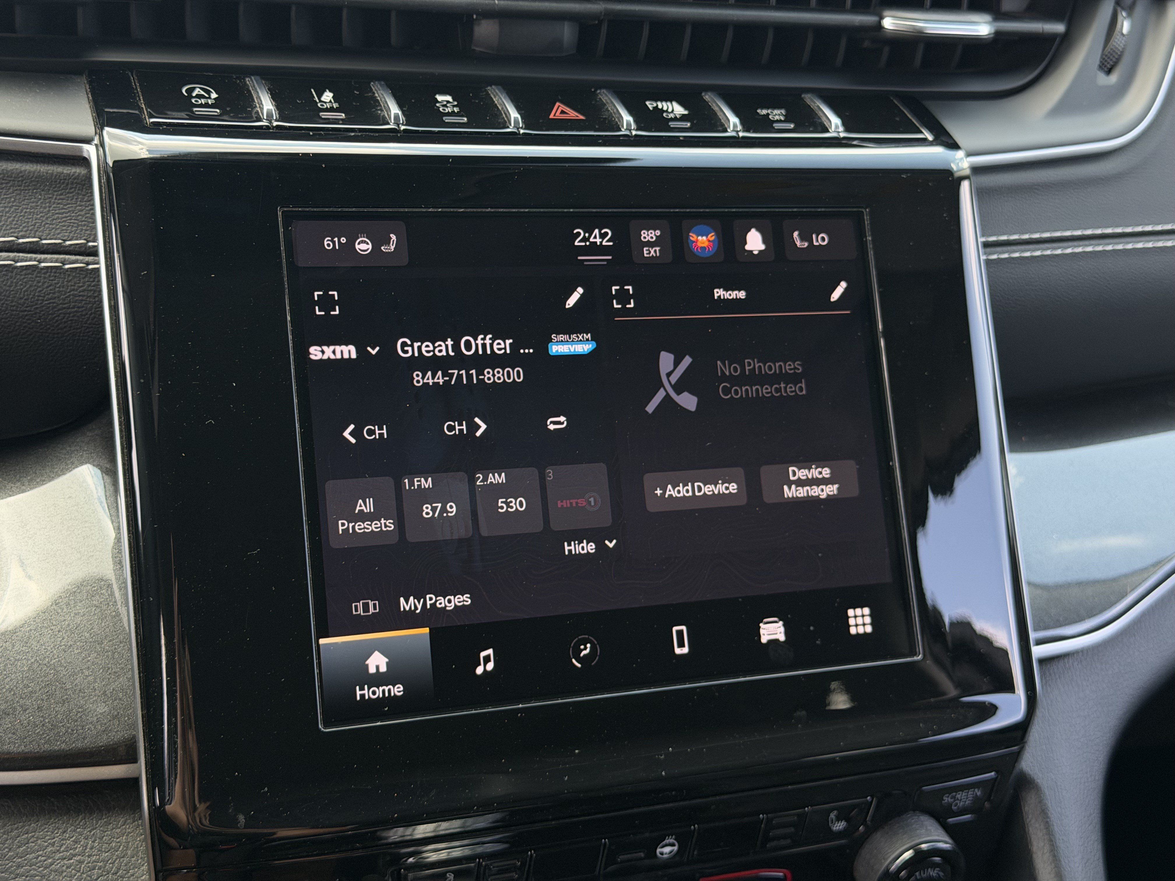 Used 2022 Jeep Grand Cherokee L Laredo w/ Luxury Tech Group I RWD image 22