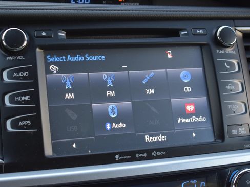 Used 2018 Toyota Highlander XLE AWD/4WD image 60
