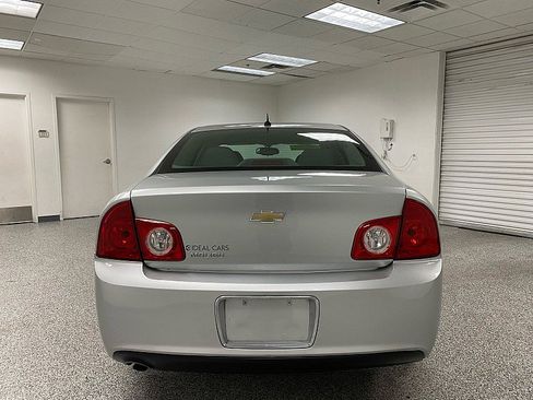 Used 2011 Chevrolet Malibu LS image 6