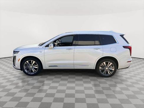 Used 2023 Cadillac XT6 Premium Luxury w/ Technology Package AWD/4WD image 6