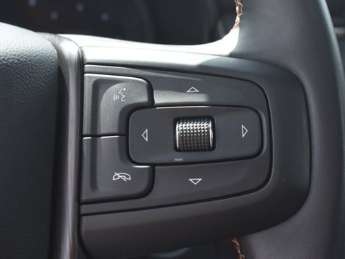 Used 2024 GMC Yukon AT4 w/ AT4 Premium Plus Package AWD/4WD image 24