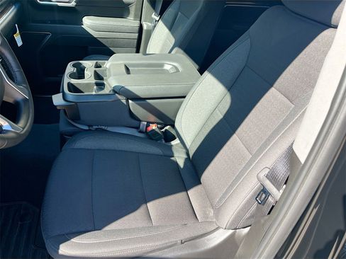 Used 2025 Chevrolet Silverado 1500 LT image 20