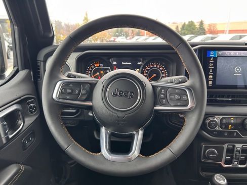 Certified 2024 Jeep Wrangler Sahara image 11