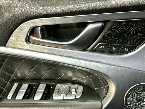 Used 2019 Genesis G70 2.0T Advanced w/ Sport Package RWD image 38