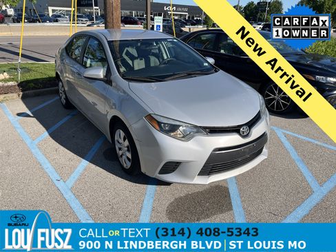 Used 2015 Toyota Corolla LE FWD image 1