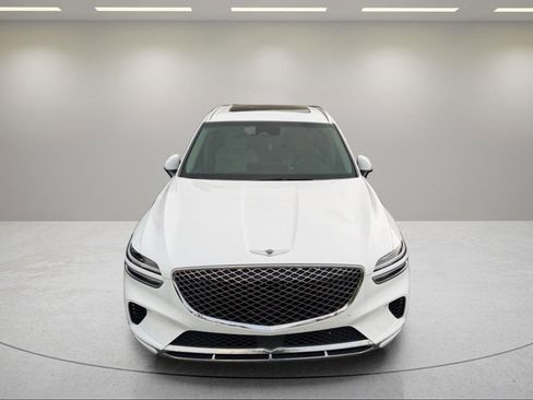 Used 2024 Genesis GV70 2.5T w/ Select Package AWD/4WD image 43