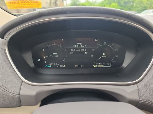 Used 2020 Lincoln Nautilus Premier AWD/4WD image 16