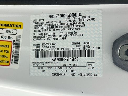 Used 2024 Ford Mustang Coupe RWD image 12