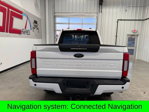Used 2022 Ford F250 Lariat w/ Black Appearance Pkg image 2