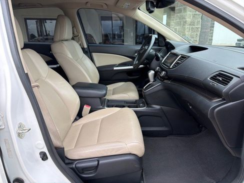 Used 2016 Honda CR-V Touring image 18