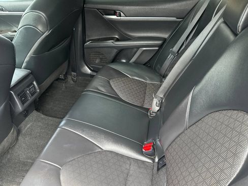 Used 2024 Toyota Camry XSE FWD image 12