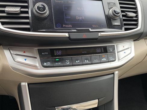 Used 2015 Honda Accord EX-L image 22
