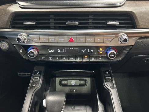Used 2022 Kia Telluride SX w/ SX Prestige Package AWD/4WD image 26