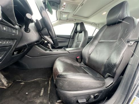 Used 2019 MAZDA MAZDA3 Sedan w/ Premium Package image 16