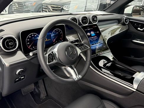 Certified 2026 Mercedes-Benz GLC 300 image 19