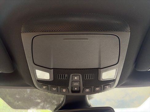 Used 2024 Ford Edge ST-Line w/ Class II Trailer Tow Package AWD/4WD image 28