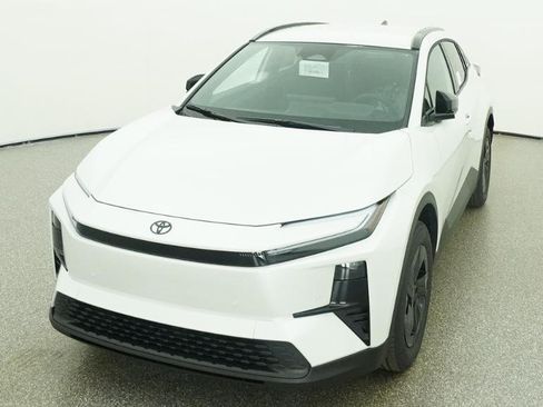 New 2026 Toyota C-HR AWD/4WD image 4