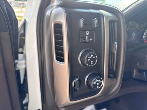 Used 2016 GMC Sierra 1500 Denali w/ Denali Ultimate Package AWD/4WD image 12
