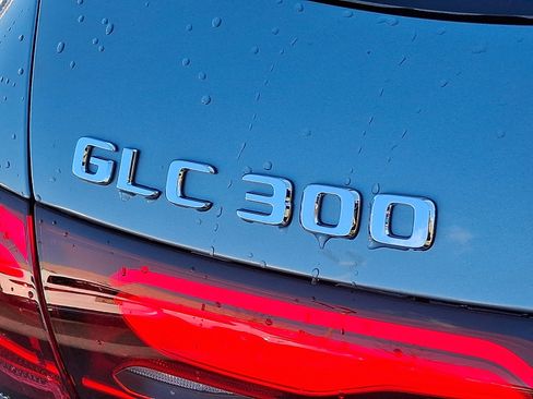 New 2026 Mercedes-Benz GLC 300 4MATIC image 17