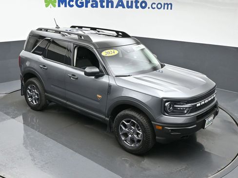 Used 2024 Ford Bronco Sport Badlands image 3