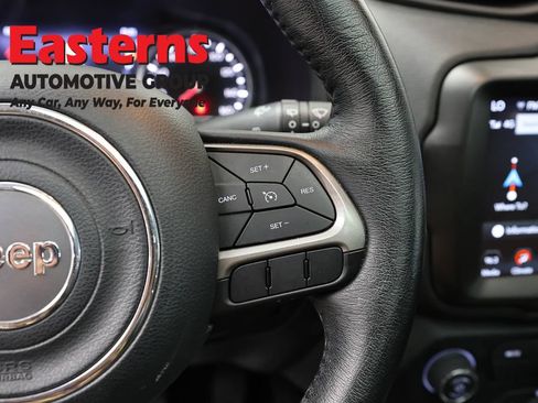 Used 2022 Jeep Renegade Limited w/ Sun, Sound & Wheels Group AWD/4WD image 16