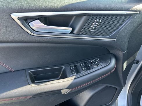 Used 2021 Ford Edge ST-Line AWD/4WD image 19