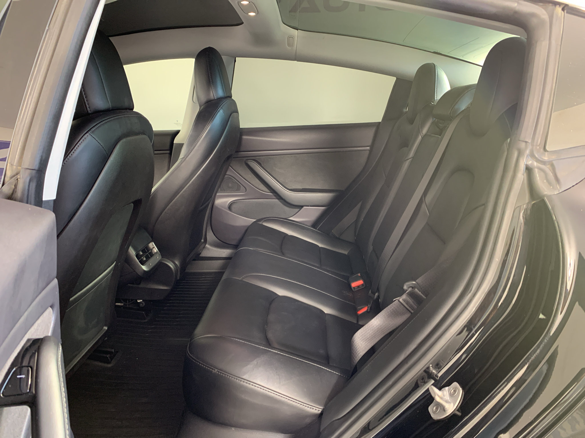 Used 2019 Tesla Model 3 Standard Range Plus RWD image 27