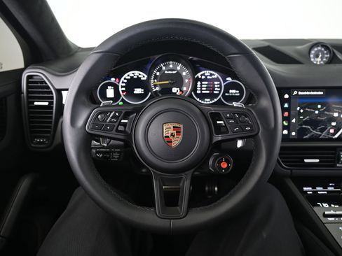 Used 2023 Porsche Cayenne Turbo GT image 35